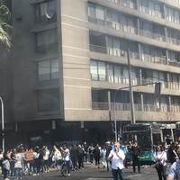 https://archivo-arde.s3-sa-east-1.amazonaws.com/Cuerpo y protesta 2019/%MSOcoz5RSWe7dUo8O0L%Q.jpg