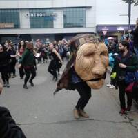 https://archivo-arde.s3-sa-east-1.amazonaws.com/Cuerpo y protesta 2019/0d53c26f-cdf9-40cf-bcfe-98b868d81ff1.jpg